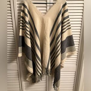 Free People Poncho - OS